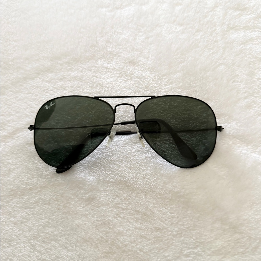 Ray-Ban Dark Green Aviator Sunglasses